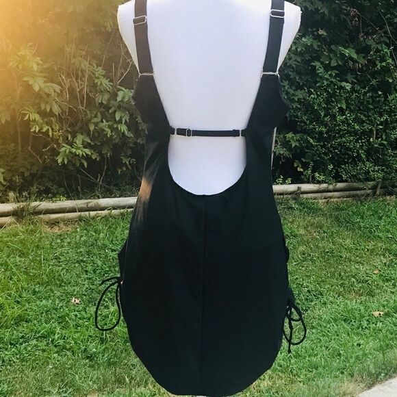 NEW Fashion to Figure Bathing Suit - Picture 5 of 6